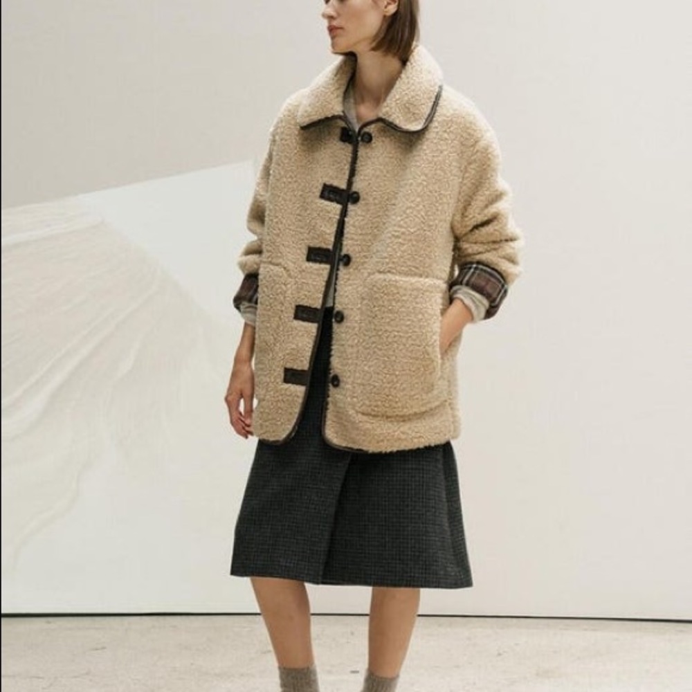 Overfit Button Point Faux Fur Coat - Beige Brown